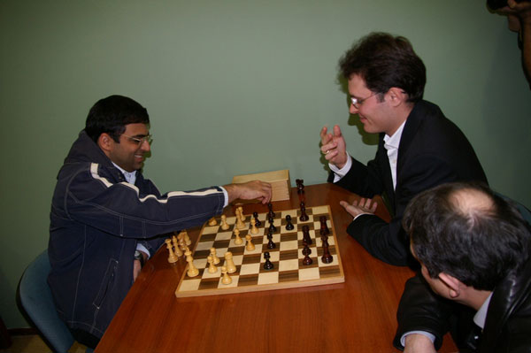 http://chesspro.ru/_images/materials/2008/ml47.jpg