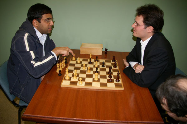 http://chesspro.ru/_images/materials/2008/ml56.jpg