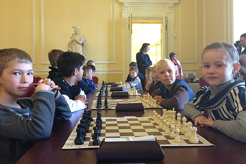 Картинки по запросу фото шахматисты играют блиц