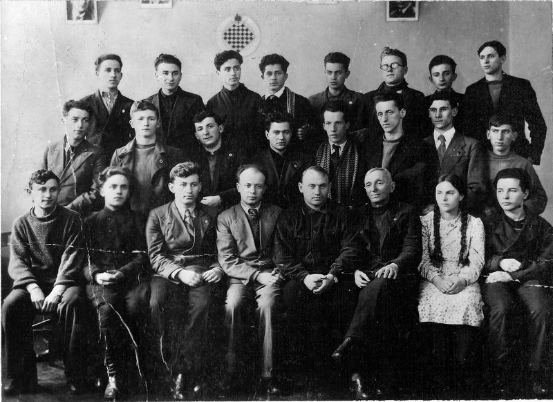 Киев, 1940 г. Шахматно-шашечный клуб Дворца пионеров.